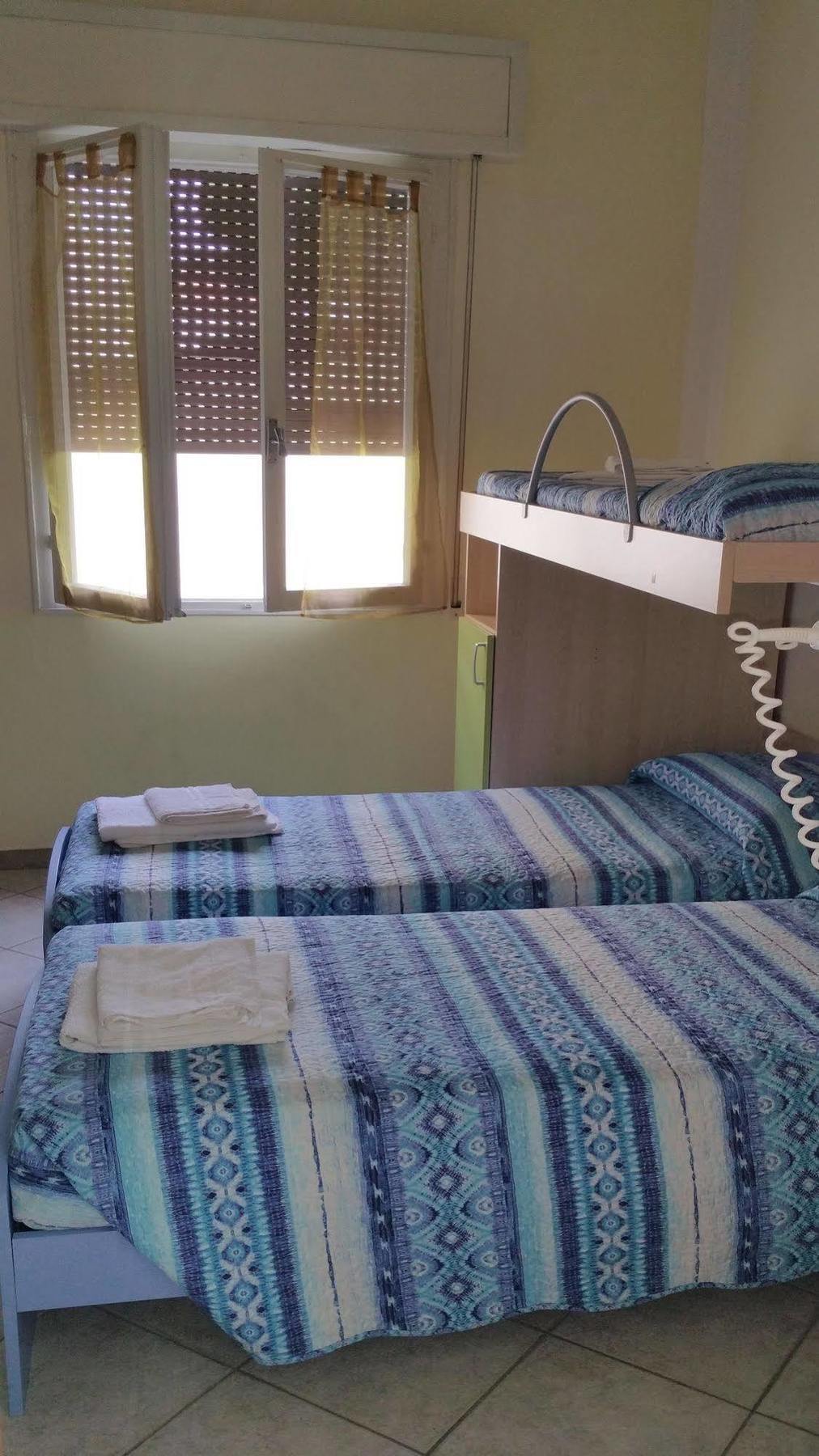 Hotel Villa Lorena Rimini Ngoại thất bức ảnh