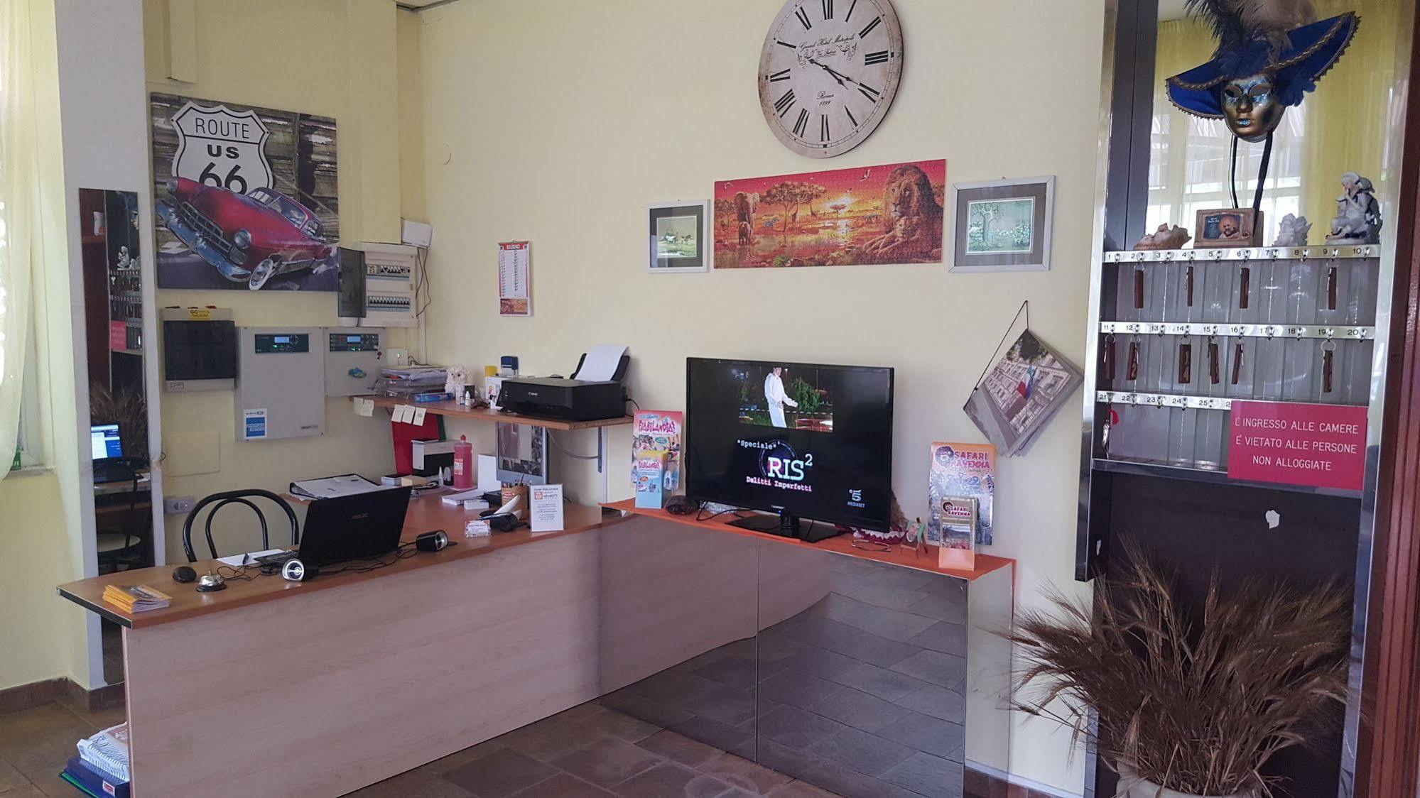 Hotel Villa Lorena Rimini Ngoại thất bức ảnh